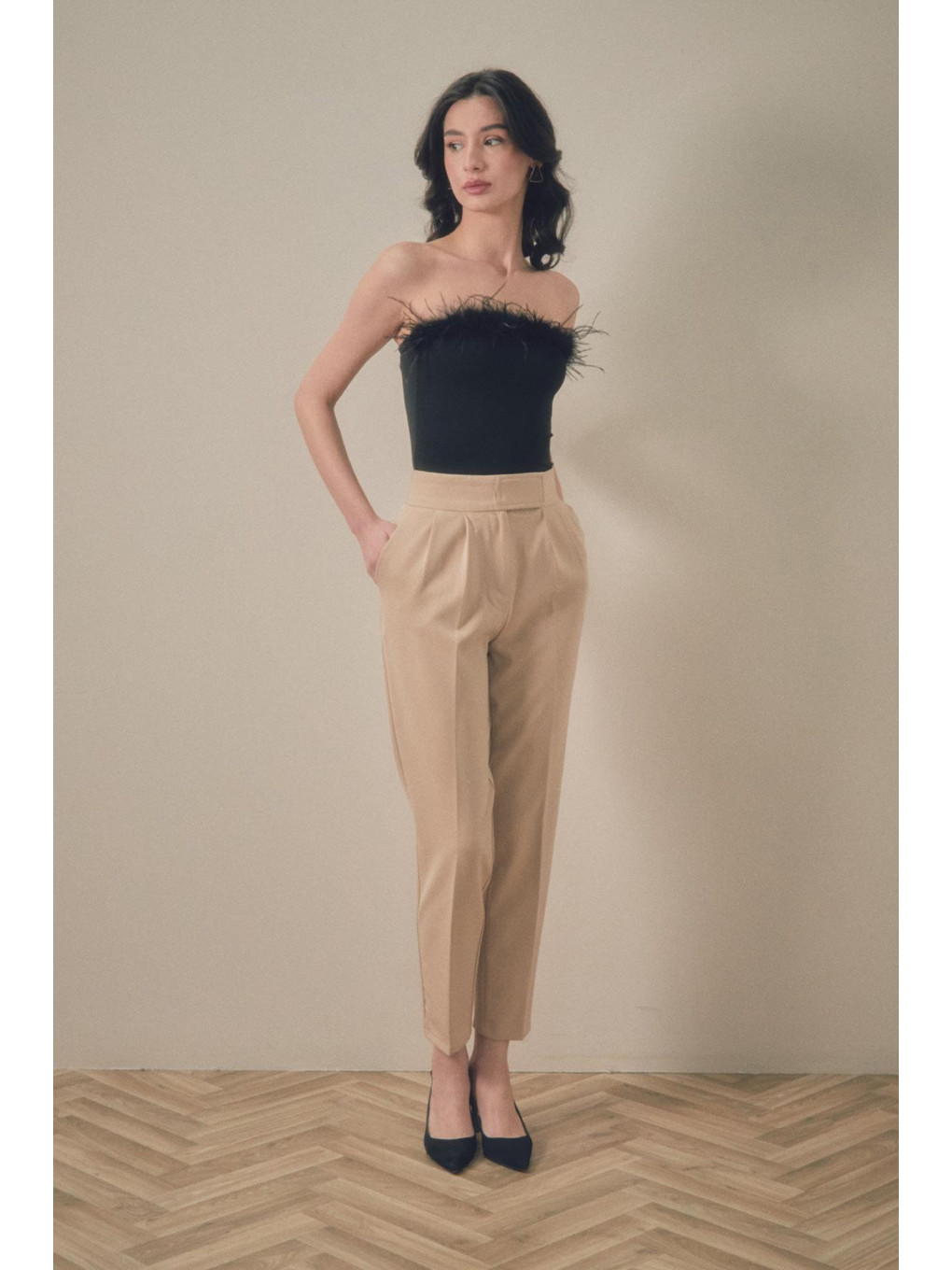 Siyah Basic Tüylü Straplez Crop Bluz-2