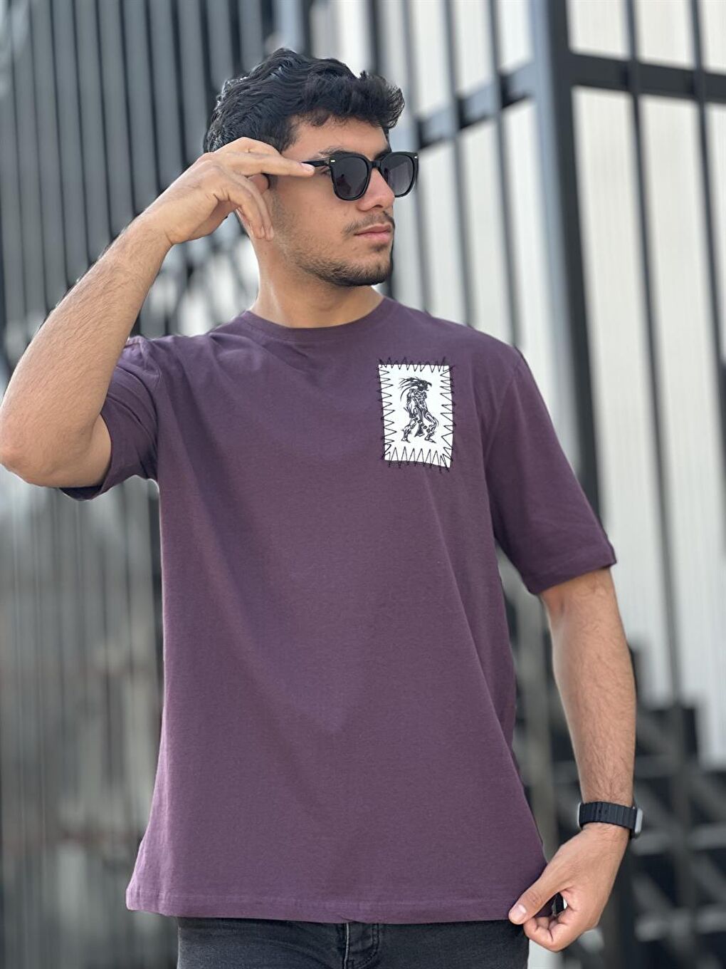 Ön Arka Peç Üzeri Baskılı Kısa Kollu Tişört Regular Fit-Mürdüm- 2304