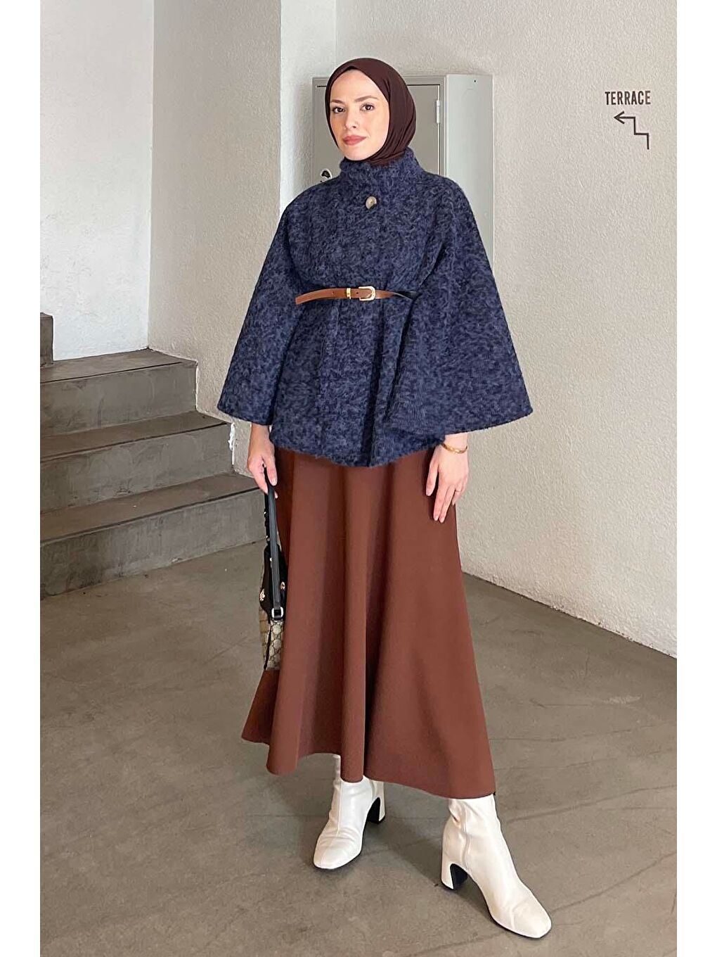 Hakim Yaka Kemer Detaylı Kaşe Panço Lacivert