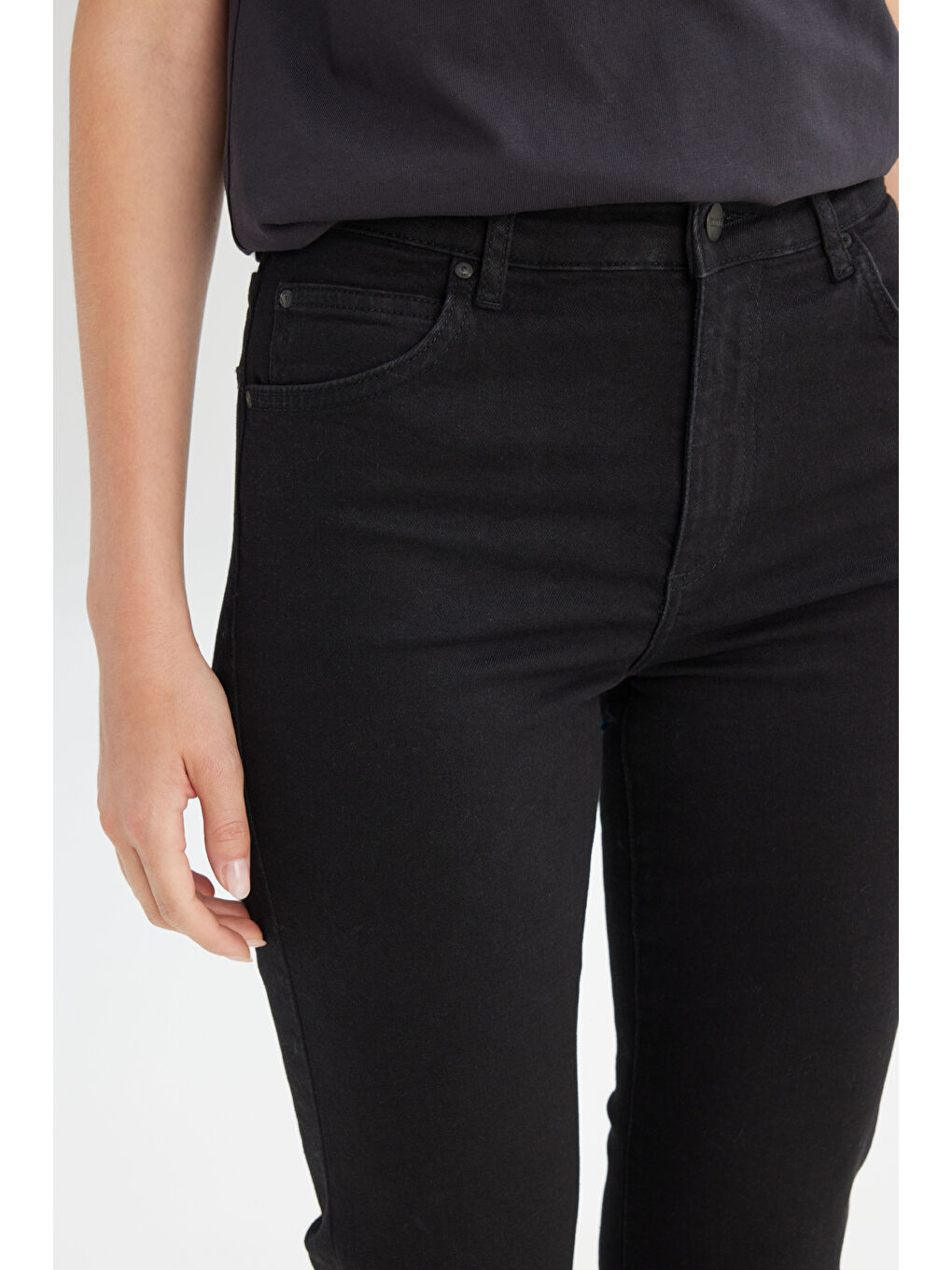 Flare Fit Normal Bel Geniş Paça Siyah Esnek Jean Denim Pantolon-3