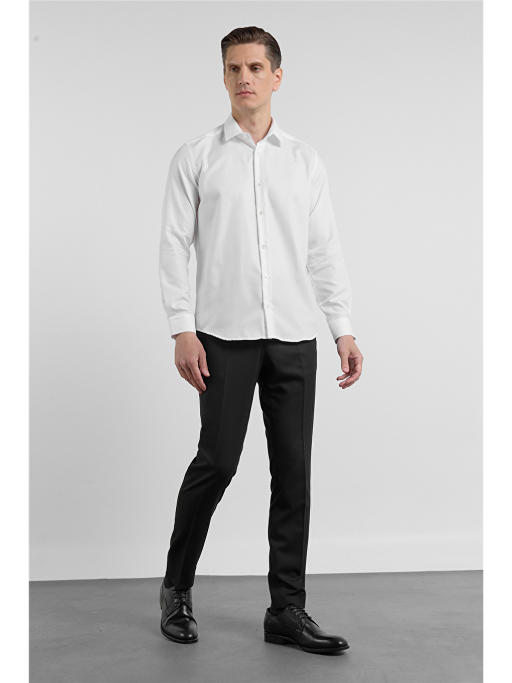 Beyaz Uzun Kol Sert Yaka Balıksırtı Desen %100 Pamuk Slim Fit Gömlek 1004255200-1