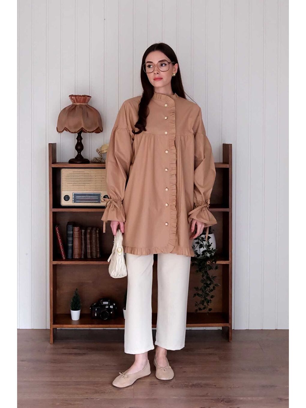 Bej Karamel Kolu Büzgülü Gömlek-6