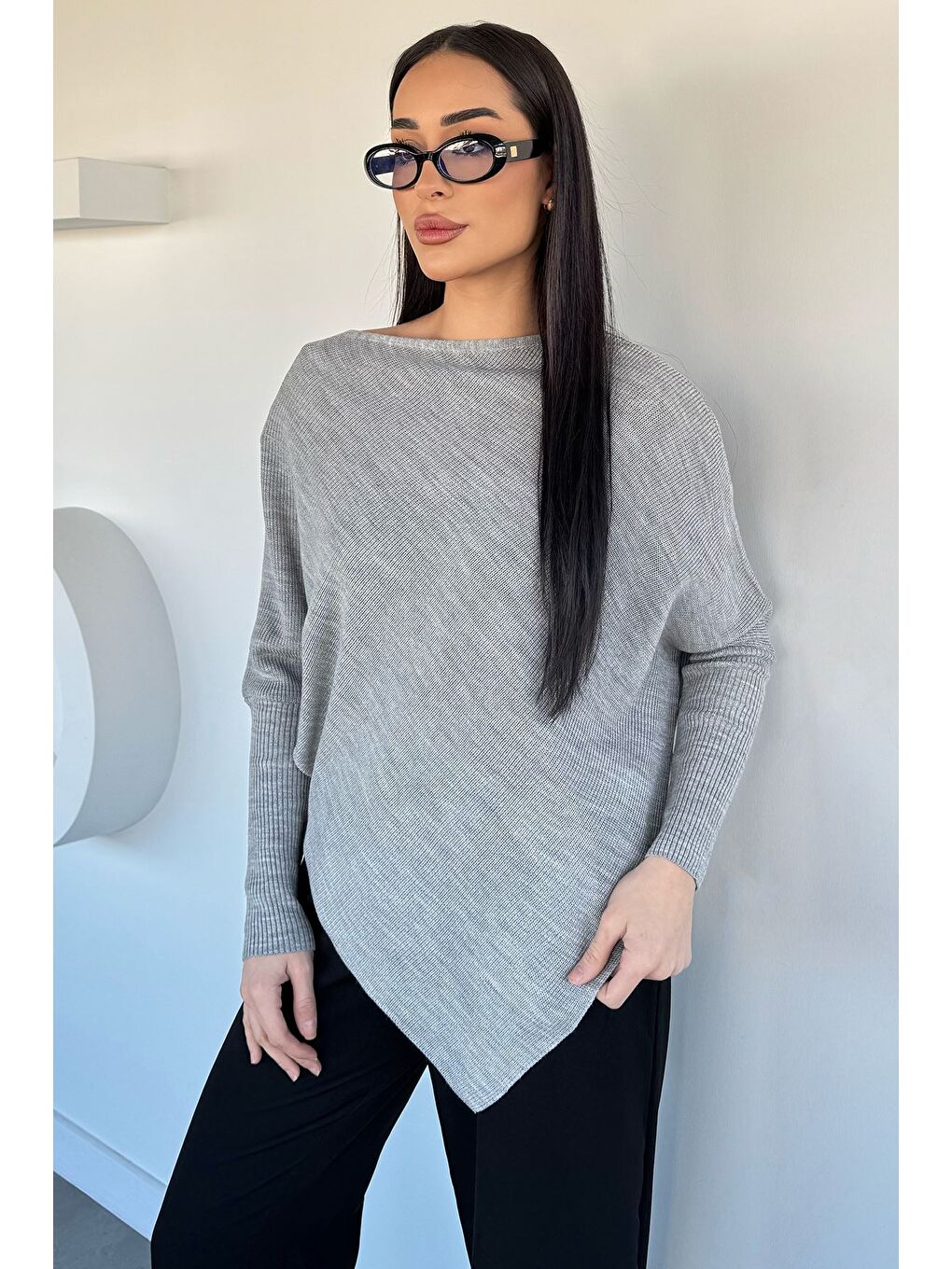 Gri Asimetrik Kesim Triko Kazak-1