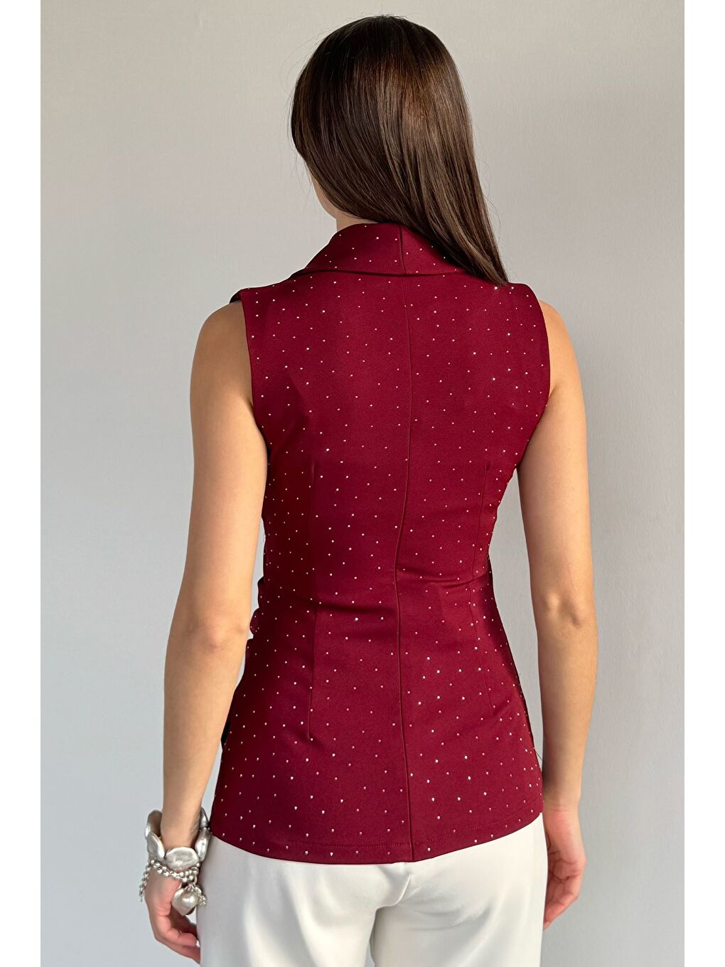 Bordo Kadın Kruvaze Yaka Taşlı Drapeli Asimetrik Kesim Bluz-3