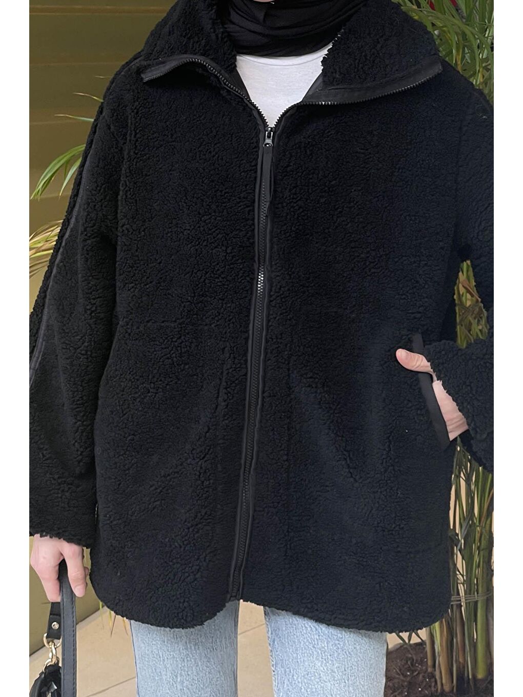 Biye Detaylı Tedy Pelüş Mont Siyah-2