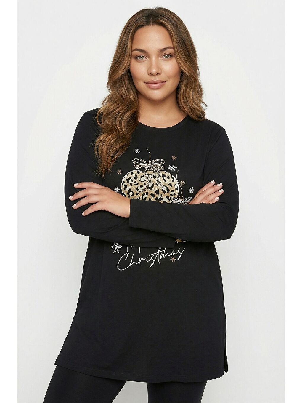 Büyük Beden Yanı Yırtmaçlı Siyah T-Shirt 322982-1