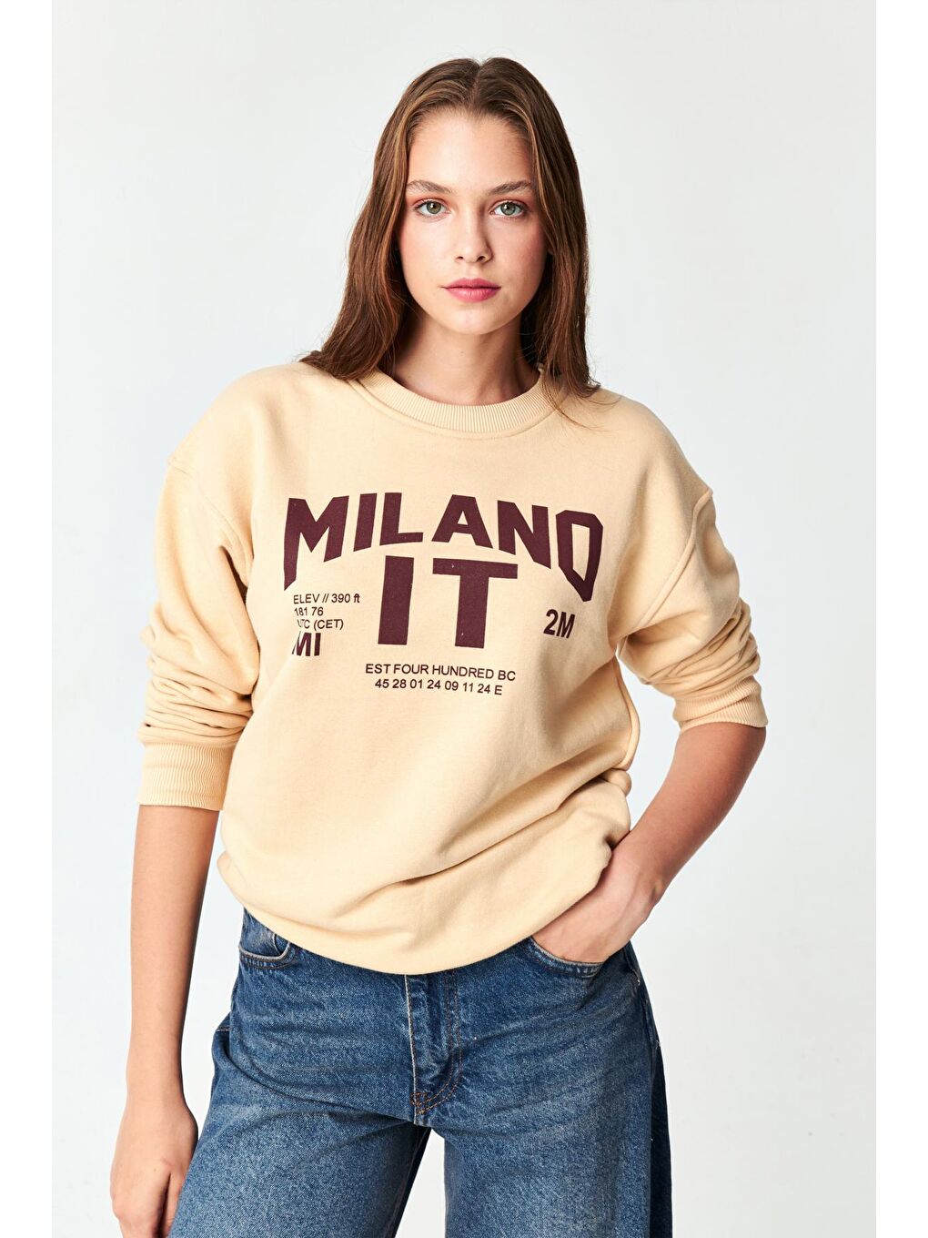 it's basic Taş Kadın Taş Rengi Milano Baskılı Oversize Üç İplik Sweatshirt