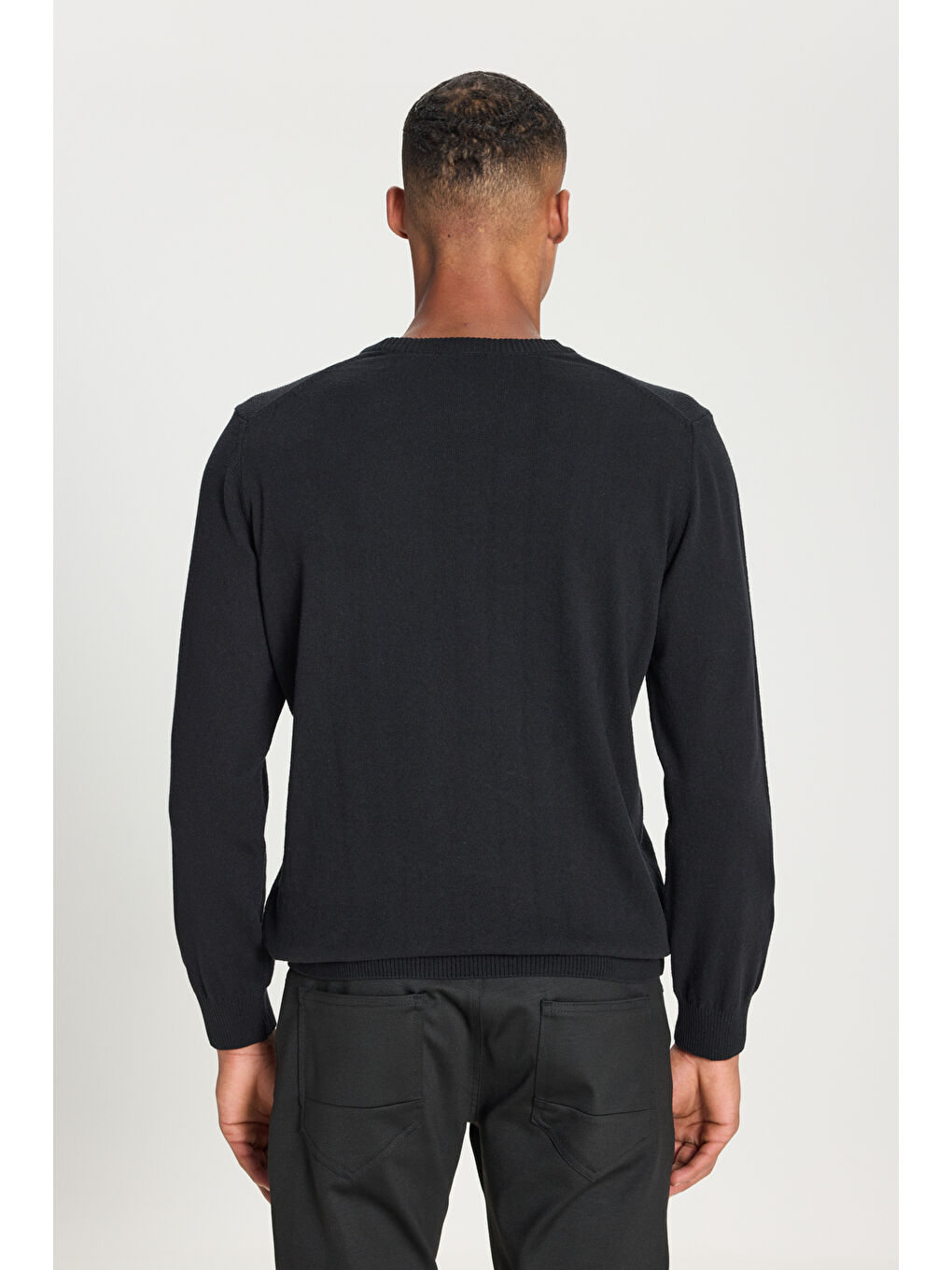 Erkek Siyah Pamuklu Standart Fit Normal Kesim Bisiklet Yaka Jakarlı Triko Kazak-4