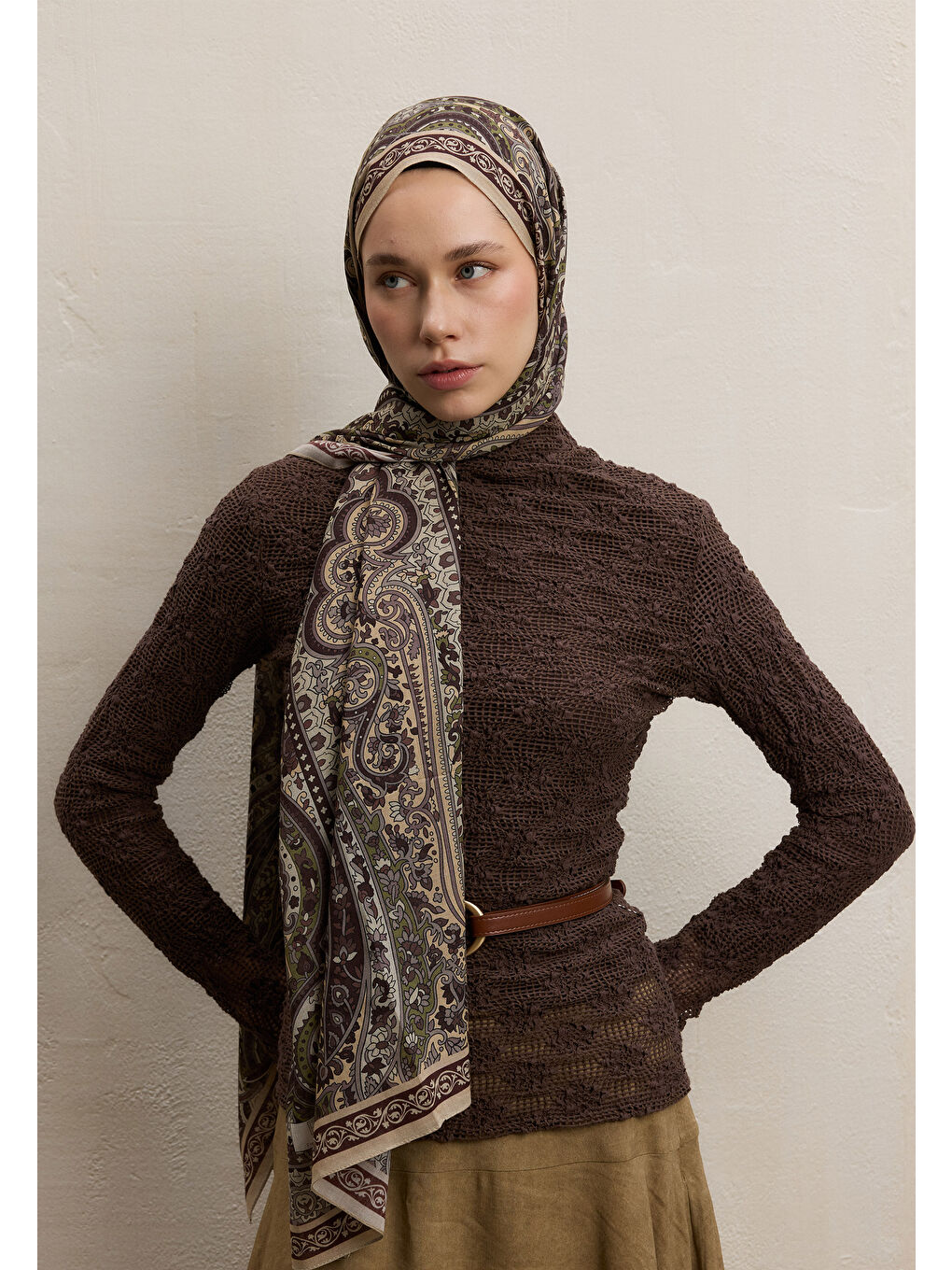 Bej Zaıra Desen Şal Kum