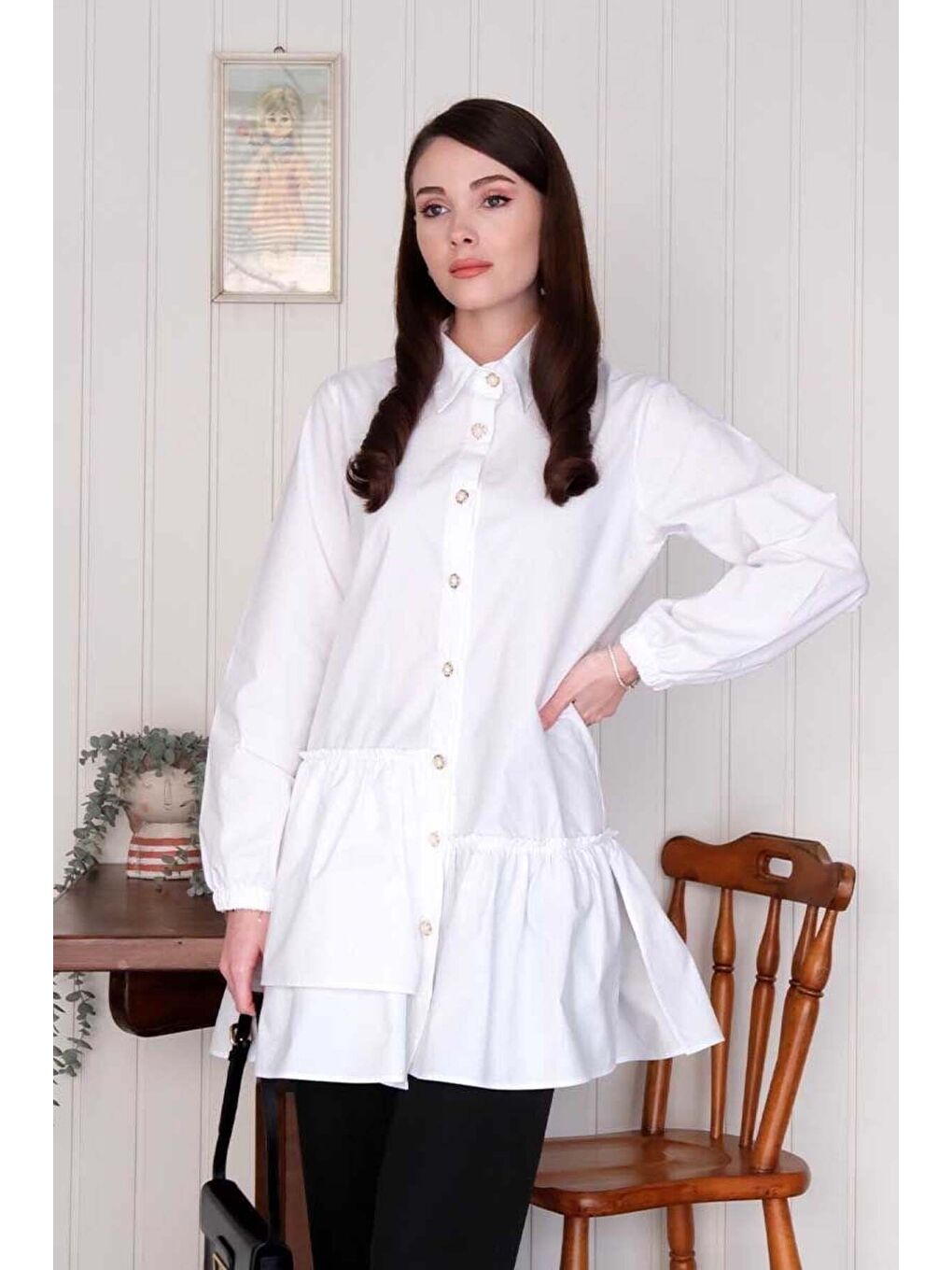 Beyaz Asimetrik Gömlek