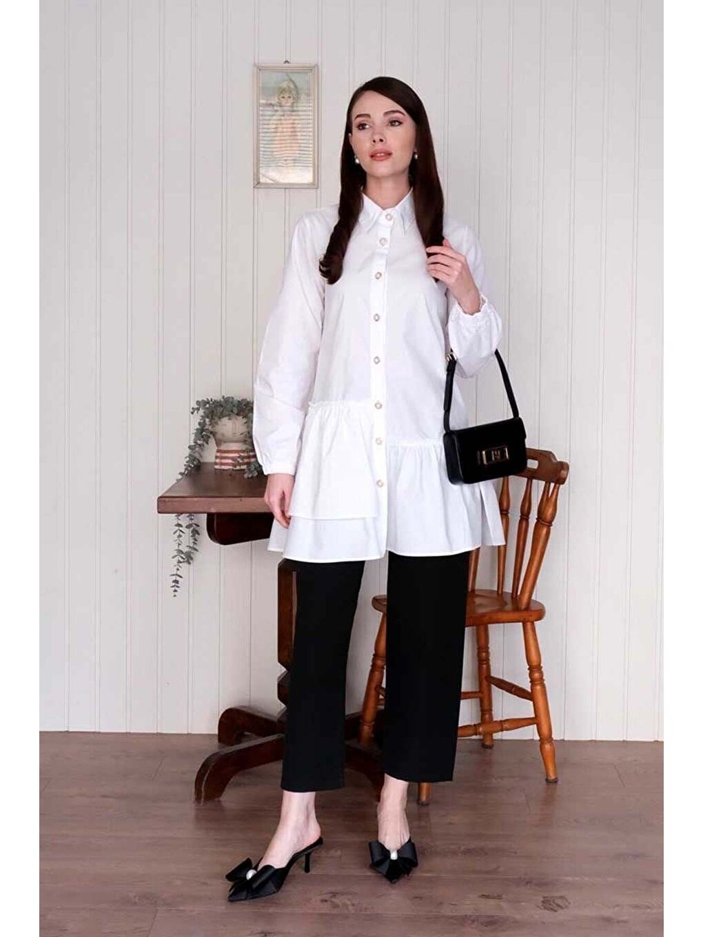 Beyaz Asimetrik Gömlek-4