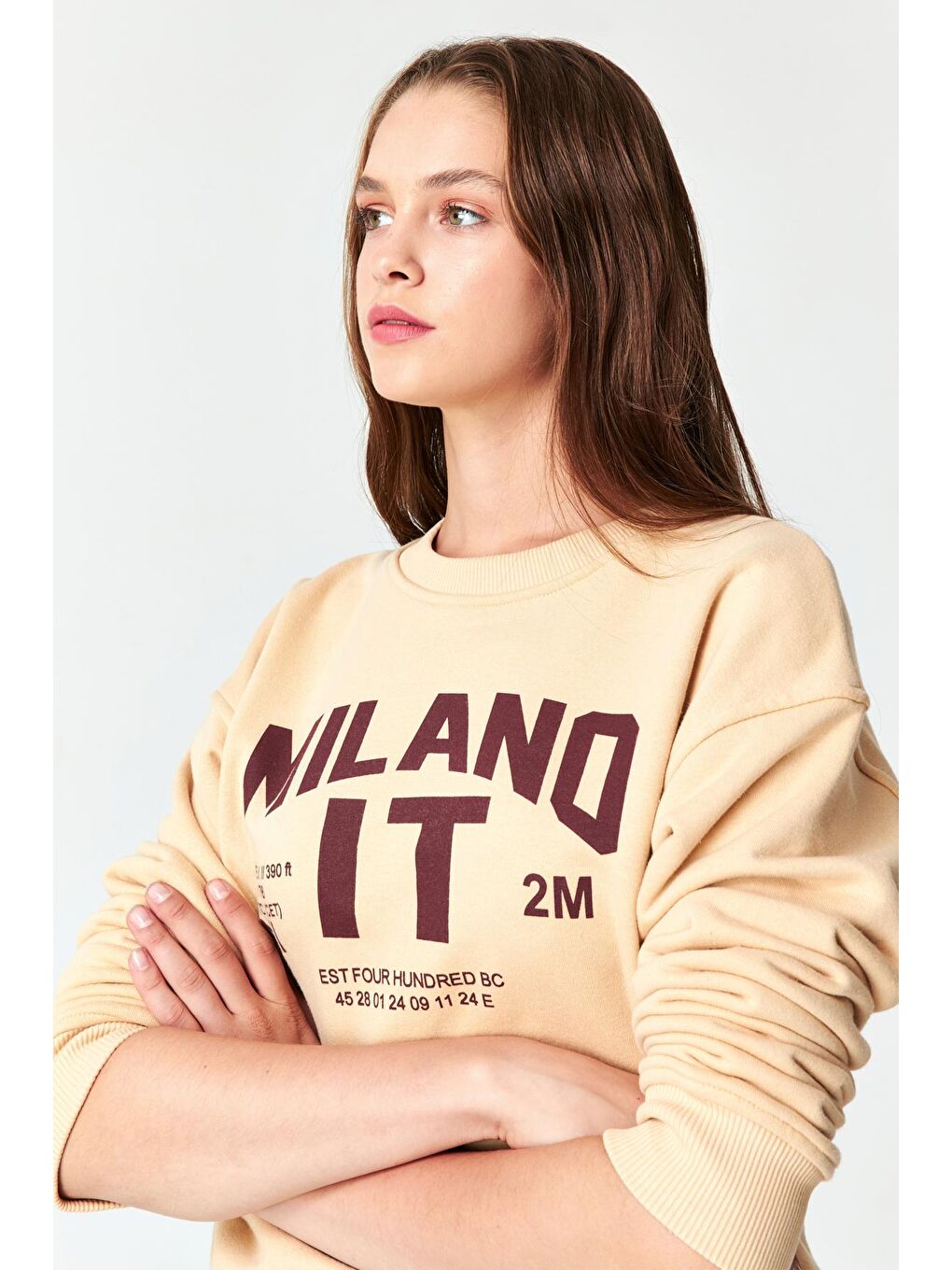 it's basic Taş Kadın Taş Rengi Milano Baskılı Oversize Üç İplik Sweatshirt - 2