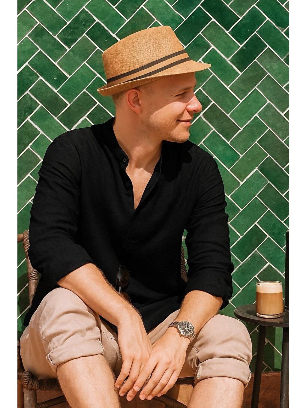 Siyah Erkek Uzun Kollu Hakim Yaka Düğmeli Erkek Müslin Gömlek-1