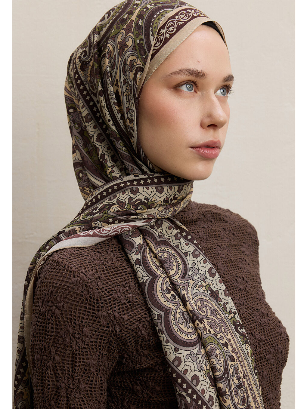 Bej Zaıra Desen Şal Kum-2