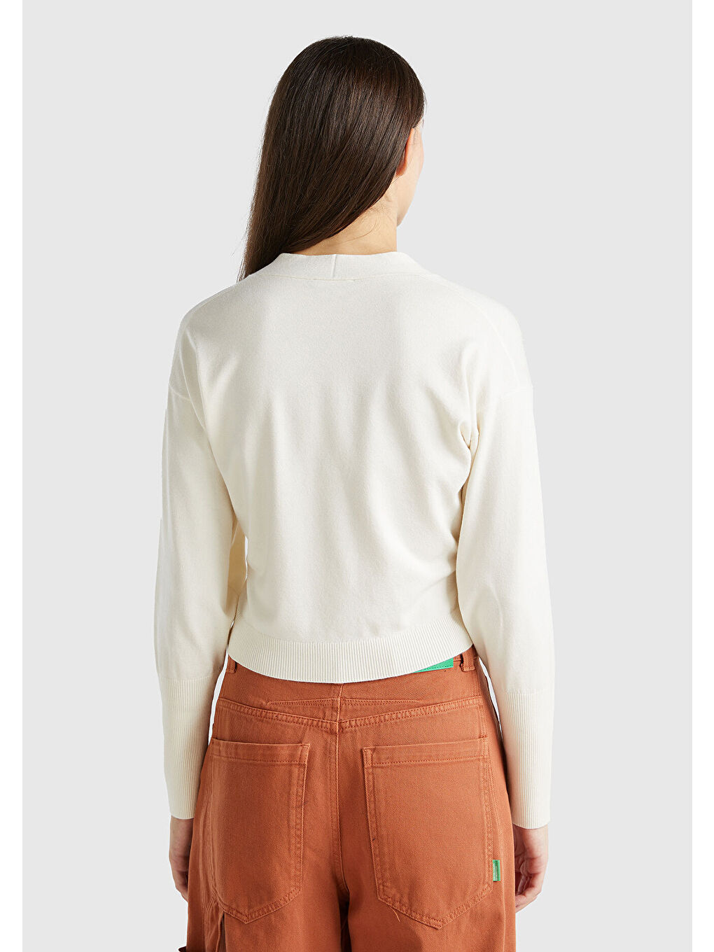 Kadın Beyaz Viskoz Karışımlı Önü Dantel Detaylı Yüksek Manşet Hırka-2