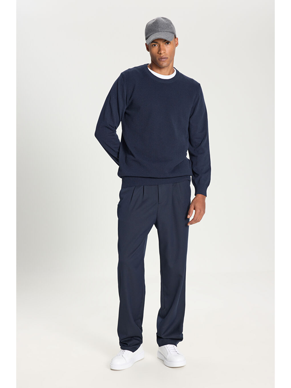 Erkek Lacivert Pamuklu Standart Fit Normal Kesim Bisiklet Yaka Jakarlı Triko Kazak-1