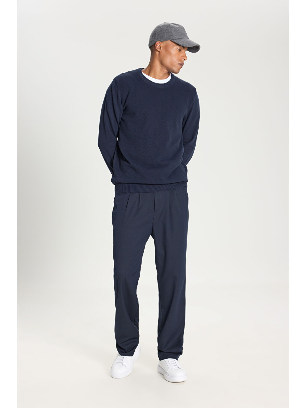 Erkek Lacivert Pamuklu Standart Fit Normal Kesim Bisiklet Yaka Jakarlı Triko Kazak-2