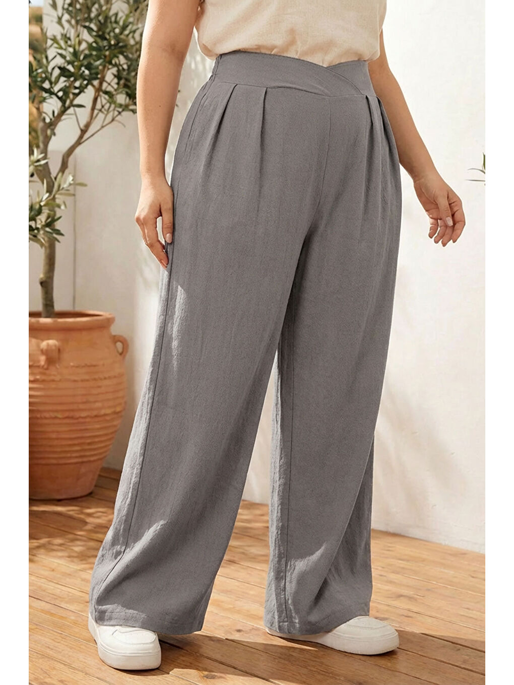 Gri Büyük Beden Pileli Cepli Geniş Paça Esnek Kumaşlı Pantolon 875-V-2