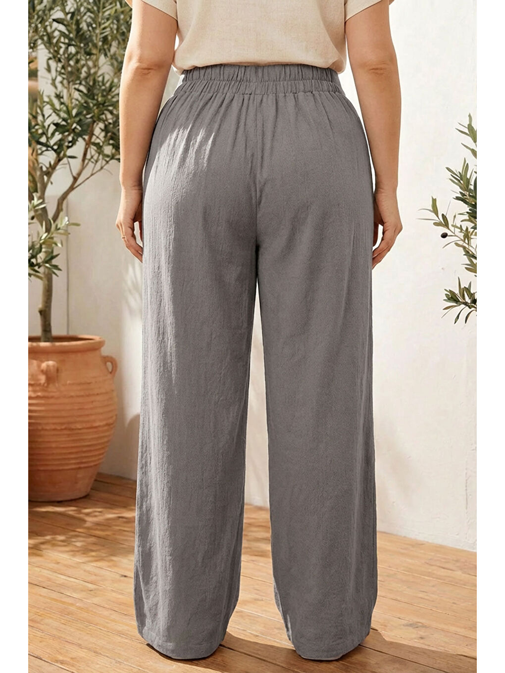 Gri Büyük Beden Pileli Cepli Geniş Paça Esnek Kumaşlı Pantolon 875-V-3