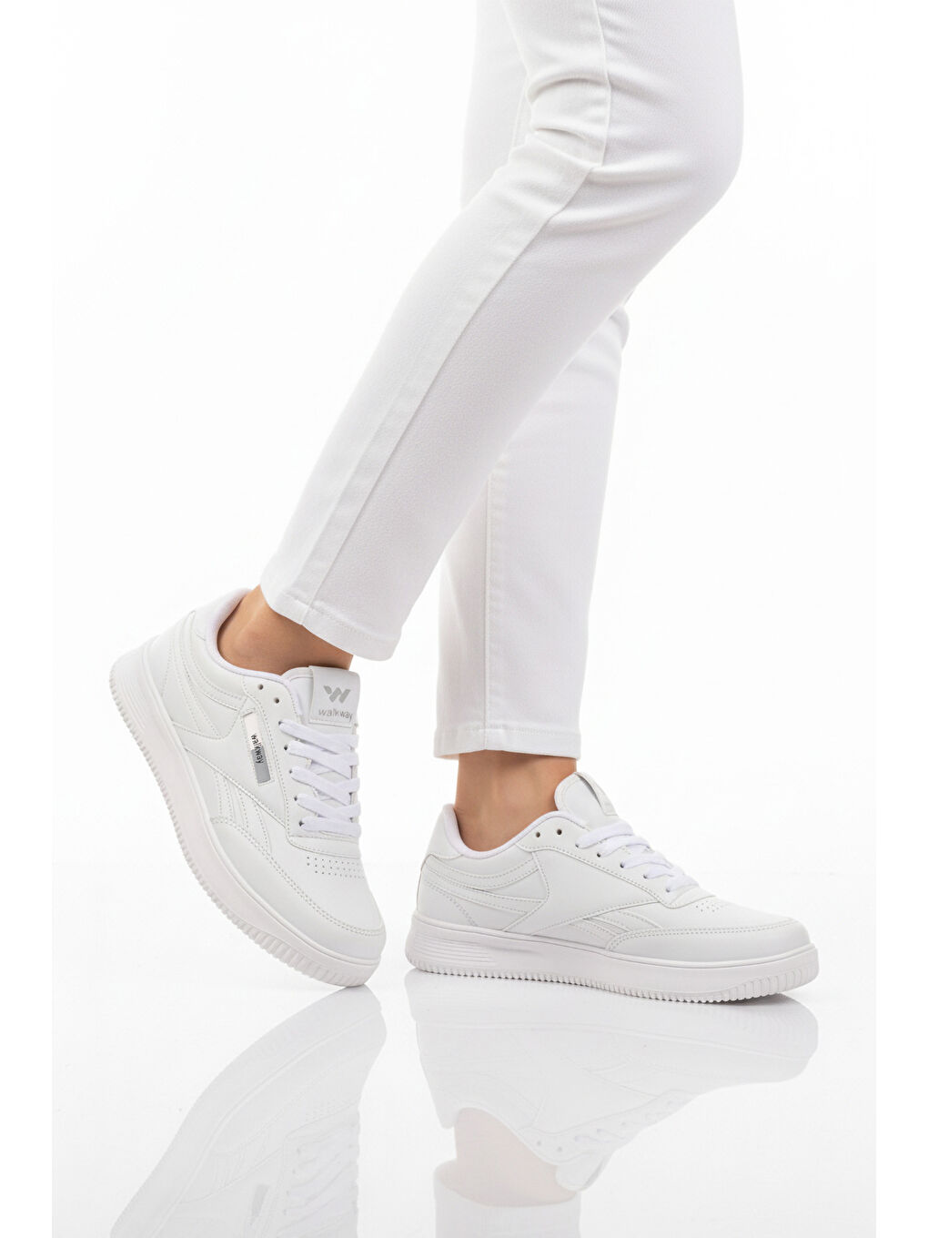 Beyaz Bağcıklı Hafif Cilt Unisex Spor Ayakkabı Marlow G