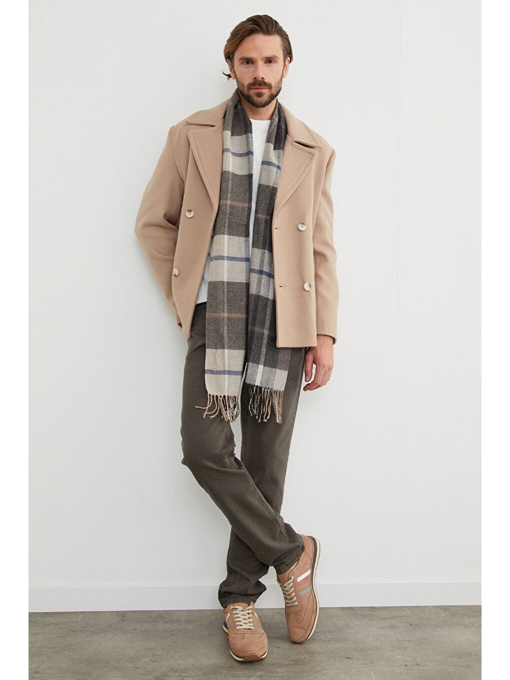 Bej Düğmeli Kruvaze Yaka Kaşe Kaban-1