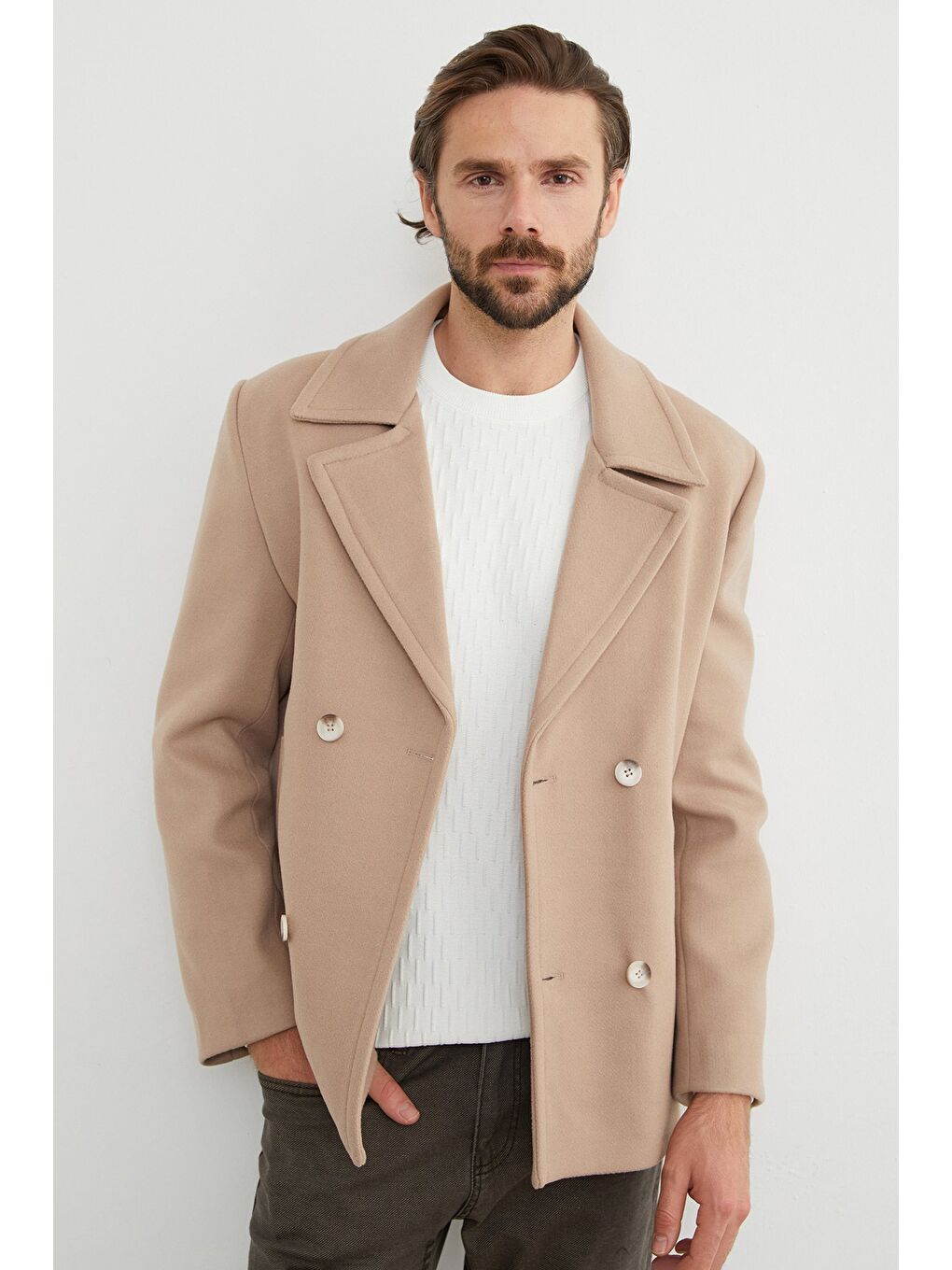 Bej Düğmeli Kruvaze Yaka Kaşe Kaban-3