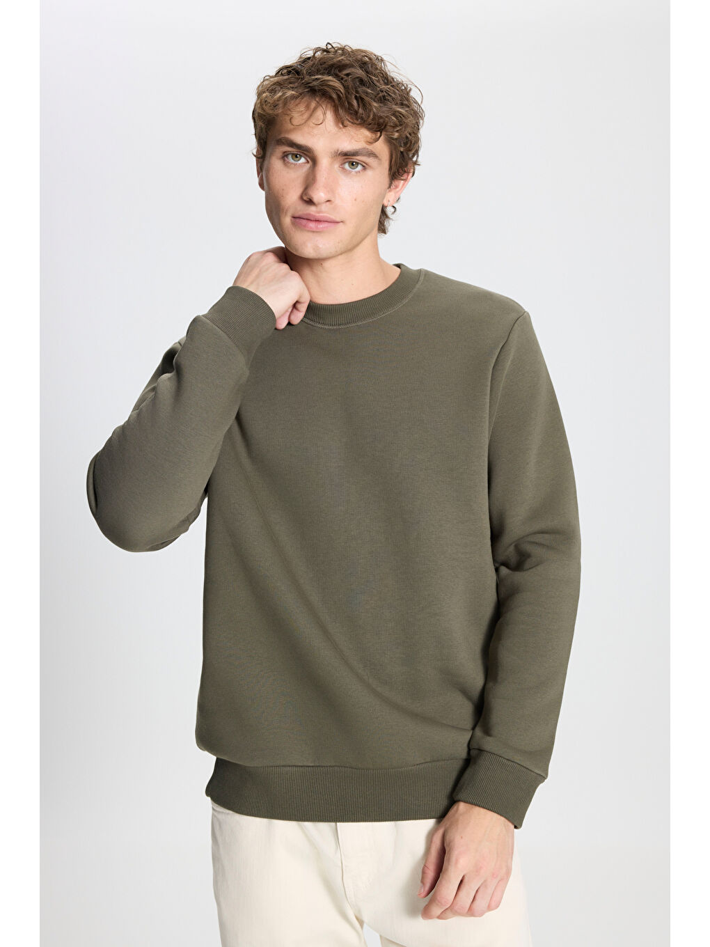 Erkek Haki Standart Fit Normal Kesim İçi Polarlı Bisiklet Yaka Sweatshirt