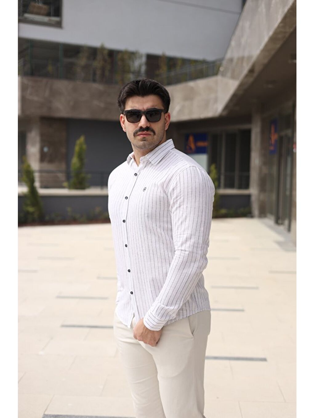 Beyaz Erkek Çizgi Desenli Gömlek-1