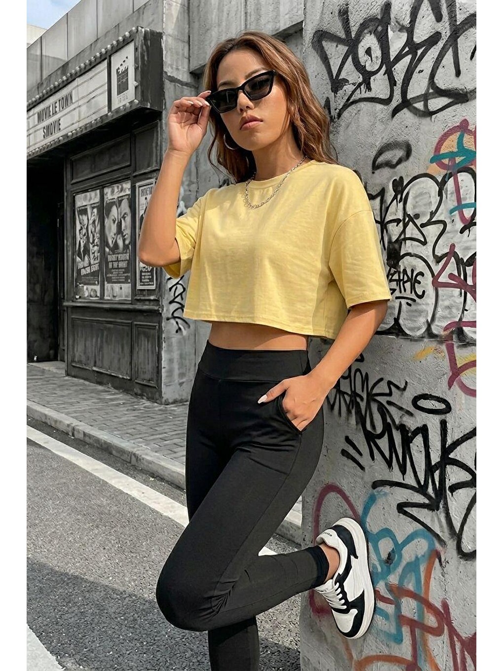 Sarı Cezyy Bisiklet Yaka Basic Oversize Crop Tişört - Pamuklu Rahat Kesim-1