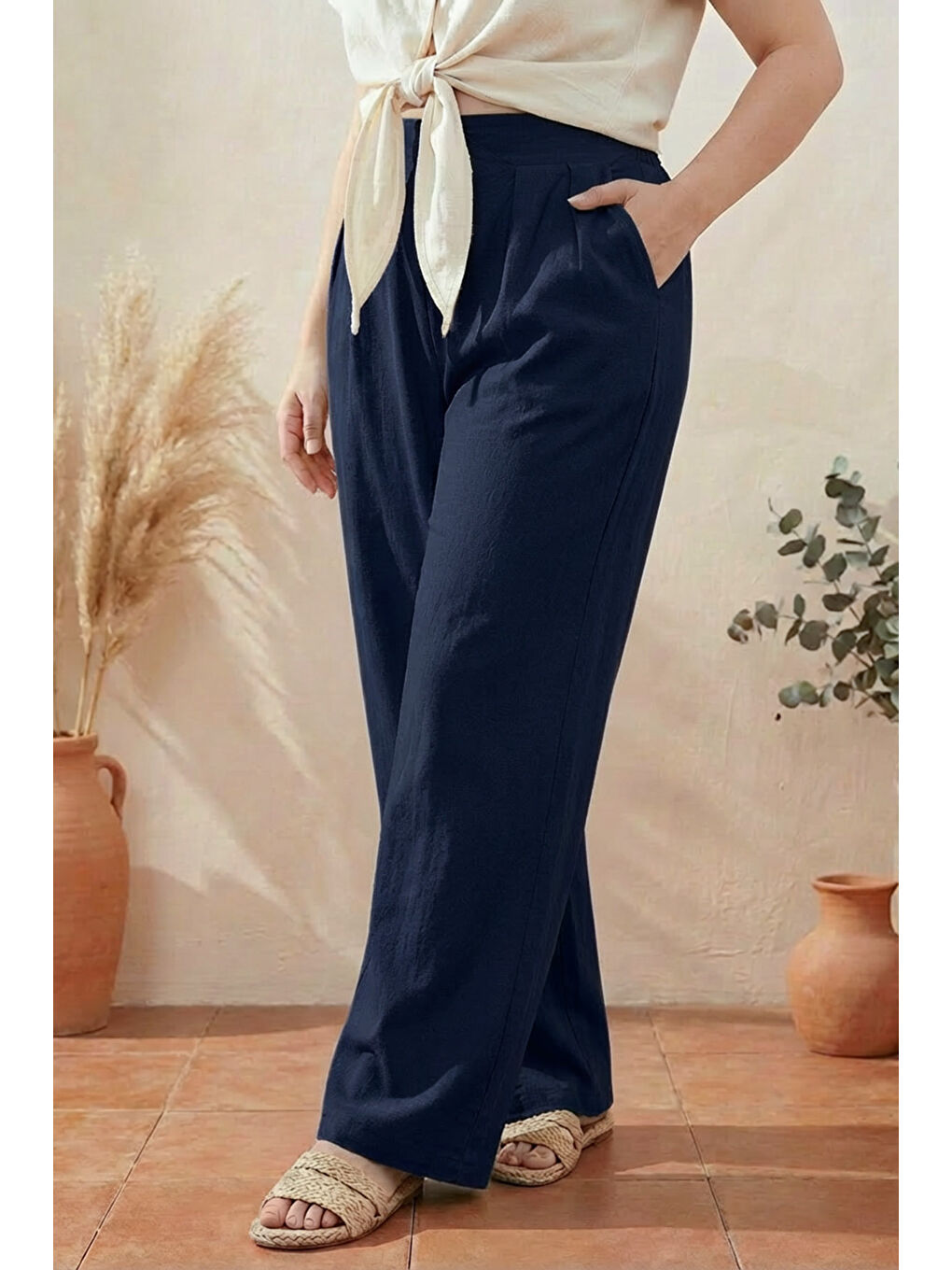 Lacivert Büyük Beden Pileli Cepli Geniş Paça Esnek Kumaşlı Pantolon 875-V-1