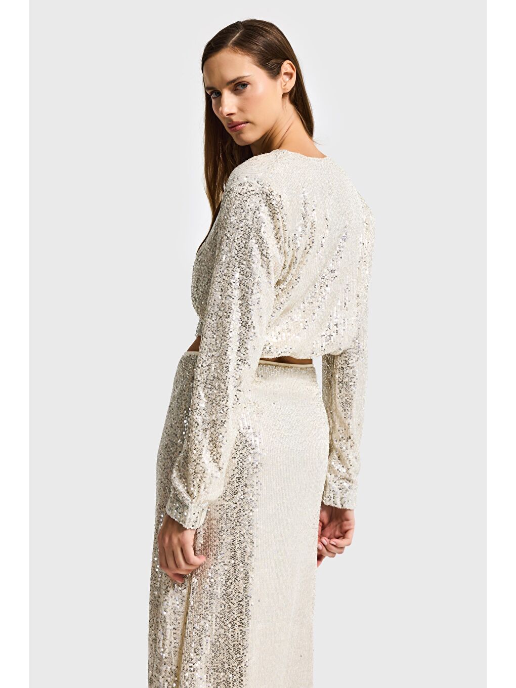 Kadın Ekru Pul Payet Detaylı Tasarım Fermuarlı Ceket-2