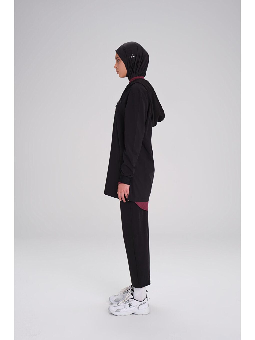 Active Uzun Kollu Kapüşonlu Fermuarlı Siyah Tesettür Antrenman Üstü Act 10-1