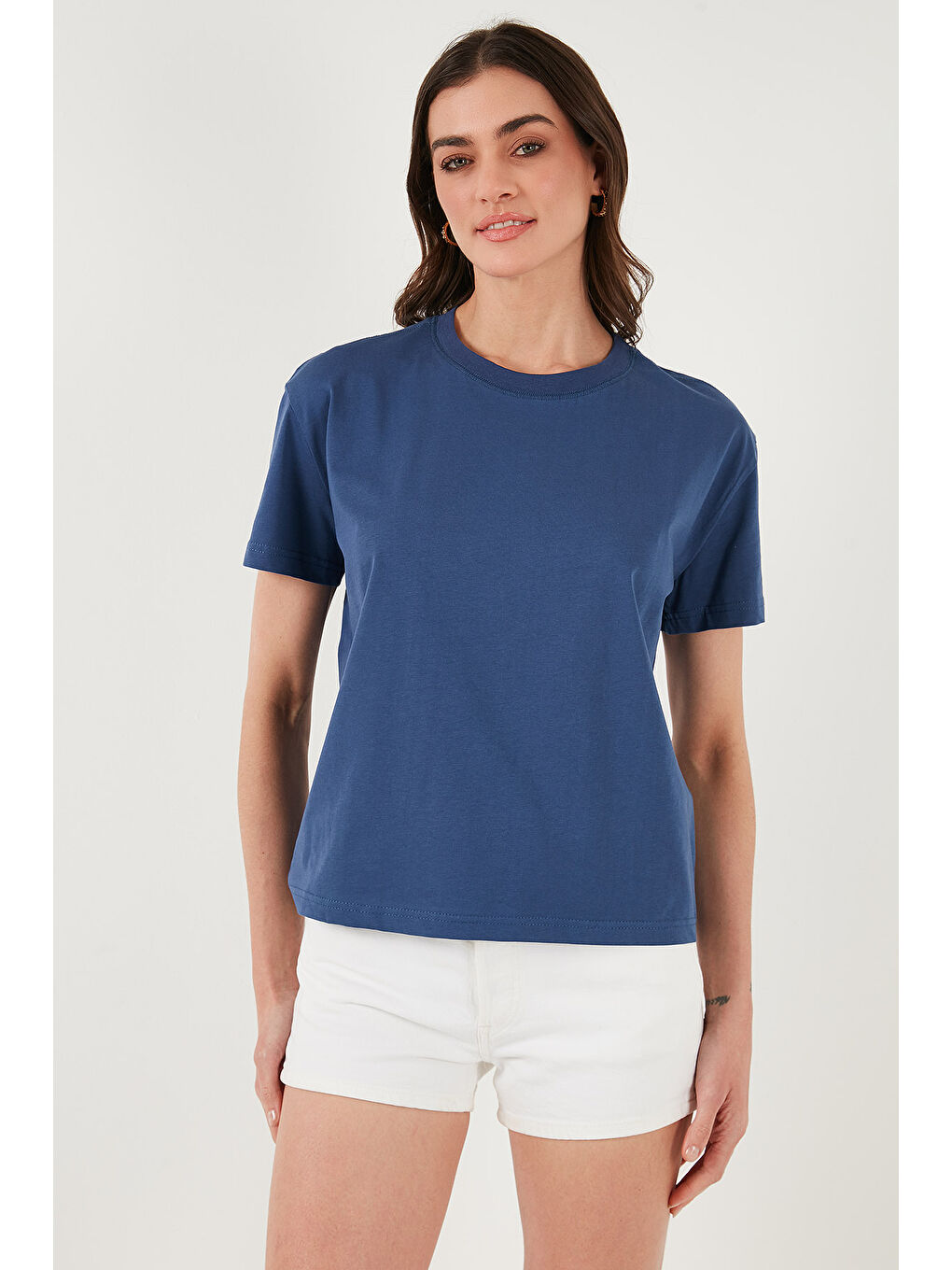 İndigo Pamuklu Oversize Fit Bisiklet Yaka Kadın T Shirt 5866097-4