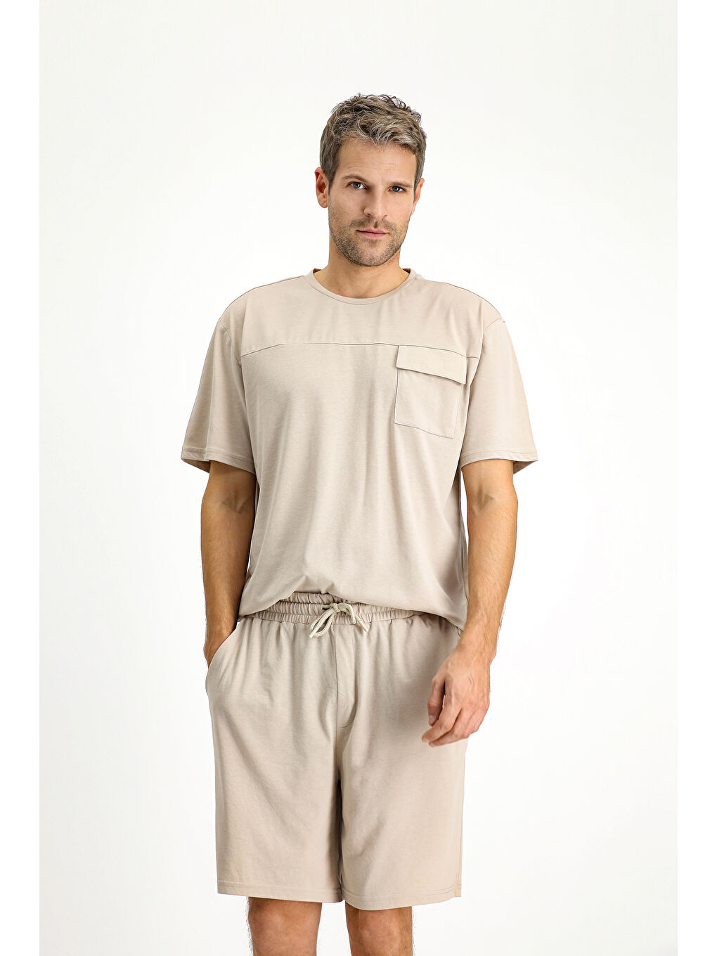 Bej Kısa Kol Bisiklet Yaka 3'lü Şortlu Pijama Seti-3