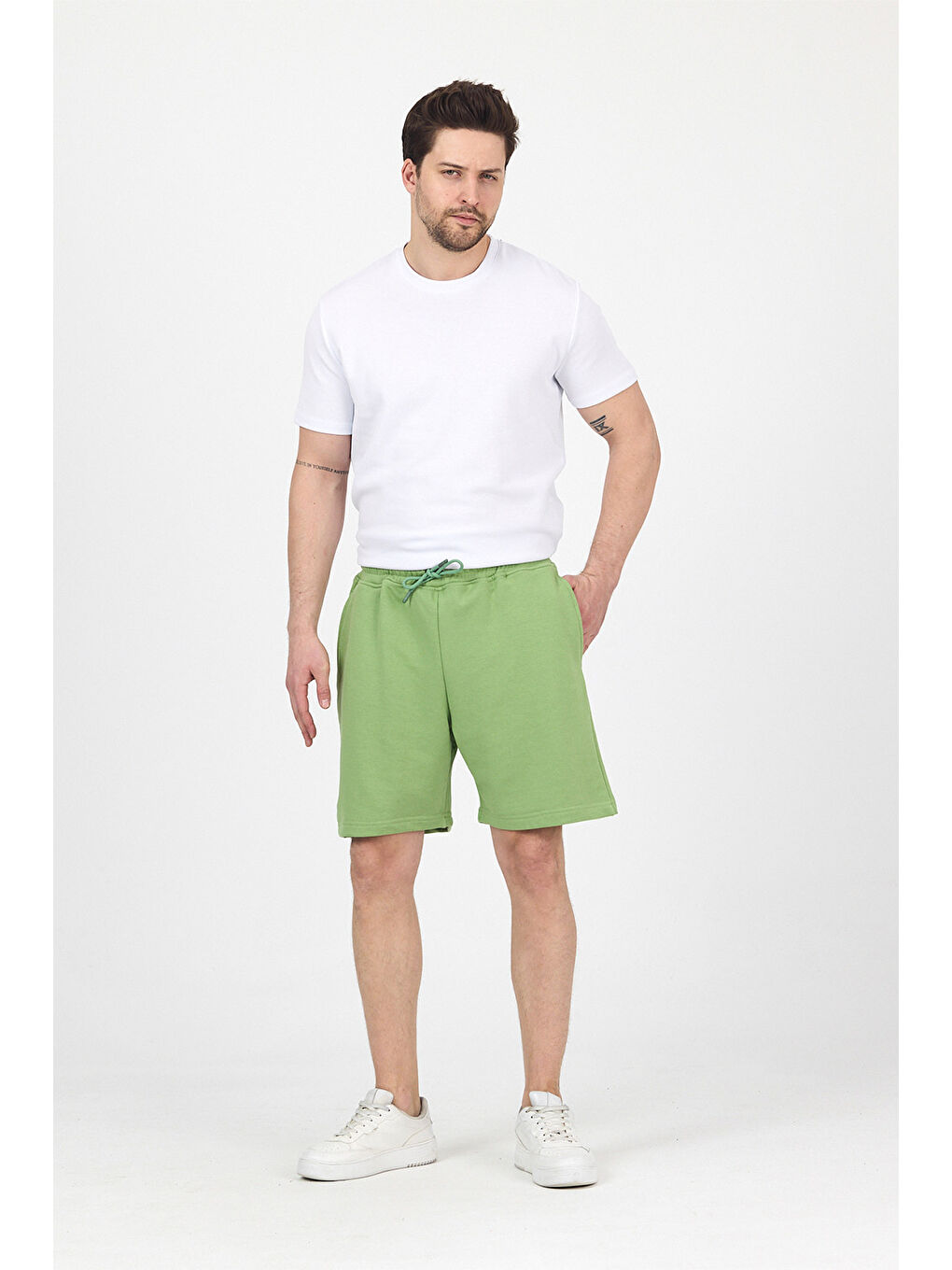 Erkek Timeless Fıstık Yeşili Şort-2