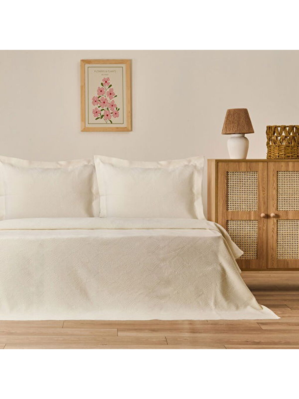 Ekru Soft Velinora Çift Kişilik Yatak Örtüsü Seti - Krem - 220x240 cm