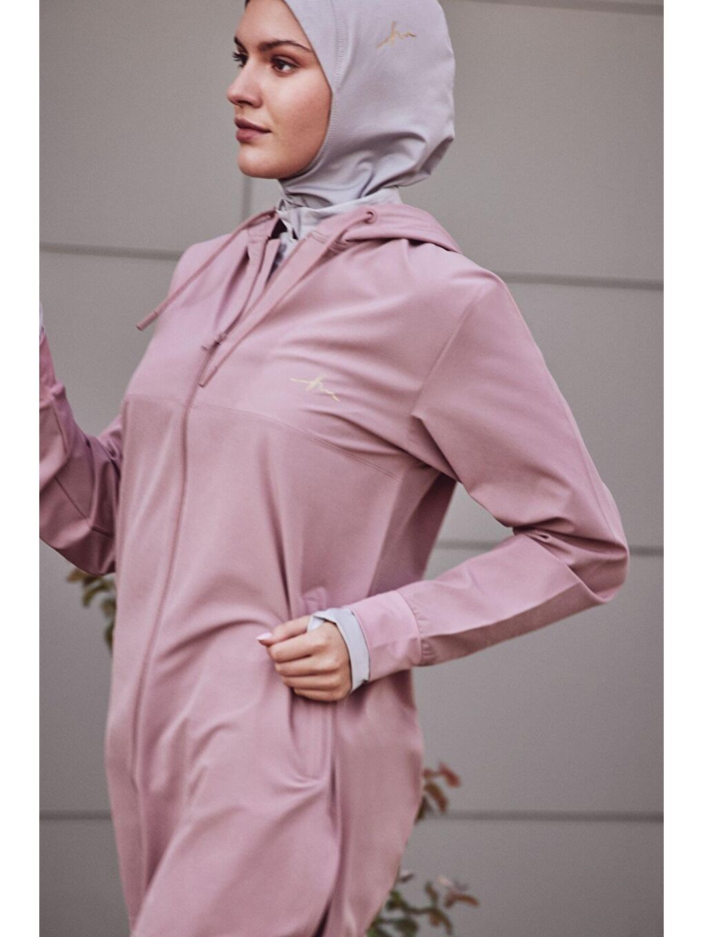 Active Uzun Kollu Kapüşonlu Fermuarlı Pembe Tesettür Antrenman Üstü Act 10-1