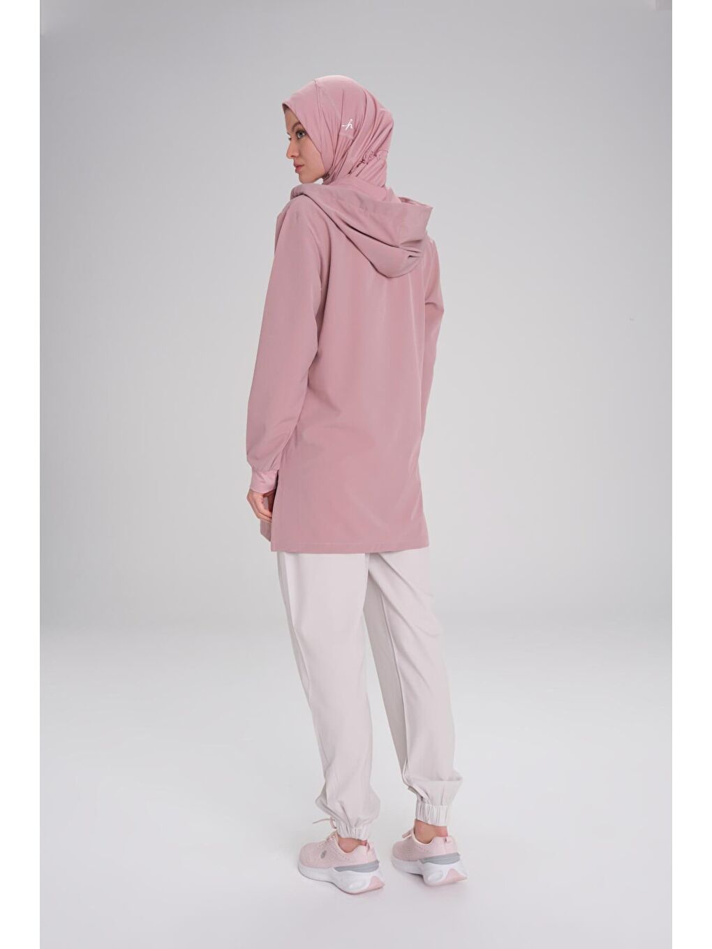 Active Uzun Kollu Kapüşonlu Fermuarlı Pembe Tesettür Antrenman Üstü Act 10-7