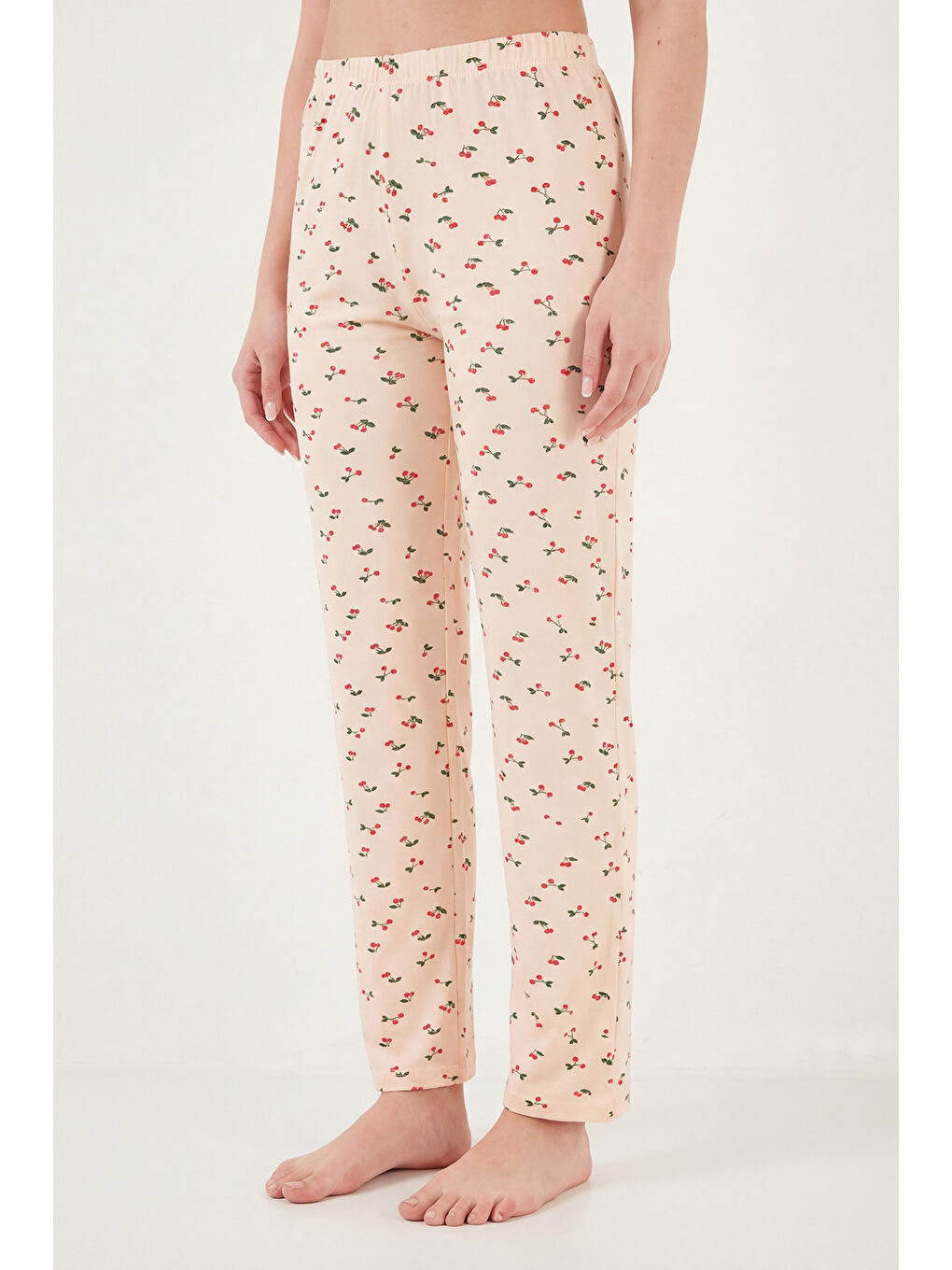 Pembe Desenli Yumuşak Dokulu Regular Fit Düğmeli Kısa Kollu Kadın Pijama Takımı 65750101Y-5