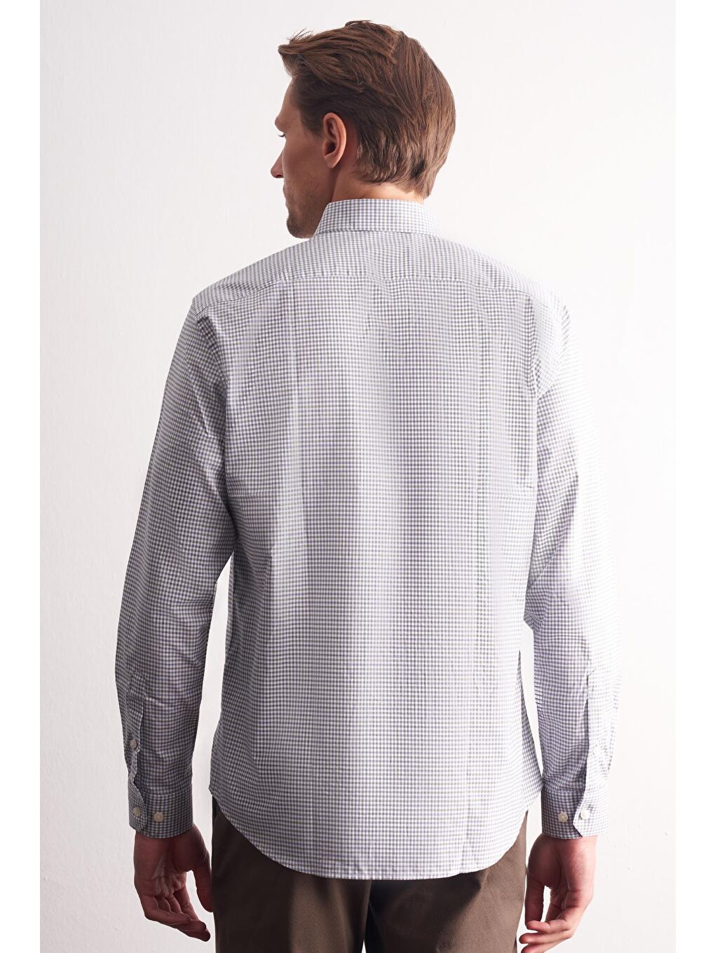 Beyaz - Haki Düğmeli Yaka Kareli Desen Uzun Kol Premium Slim Fit %100 Pamuk Gömlek 1004255185-4