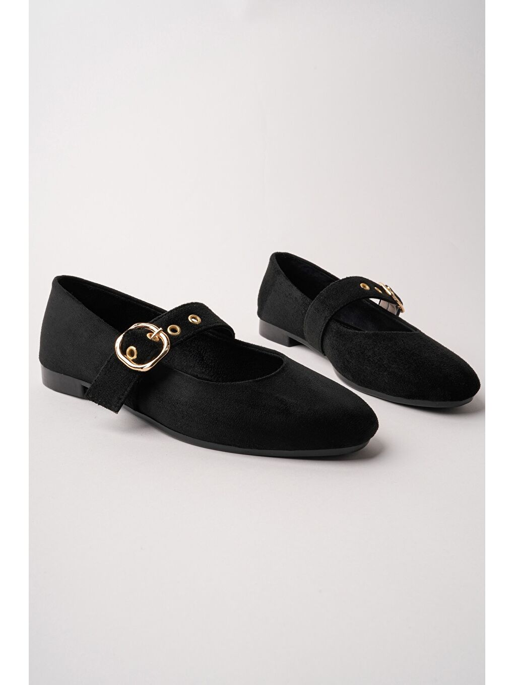 Siyah HALSEY Gold Tokalı Deri Kadın Babet Ayakkabı-1