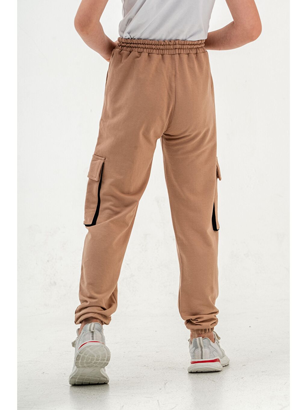 Bej Çift Kargo Cepli Sol Cep Kapagı Armalı Erkek Çoçuk Eşofman Altı-3