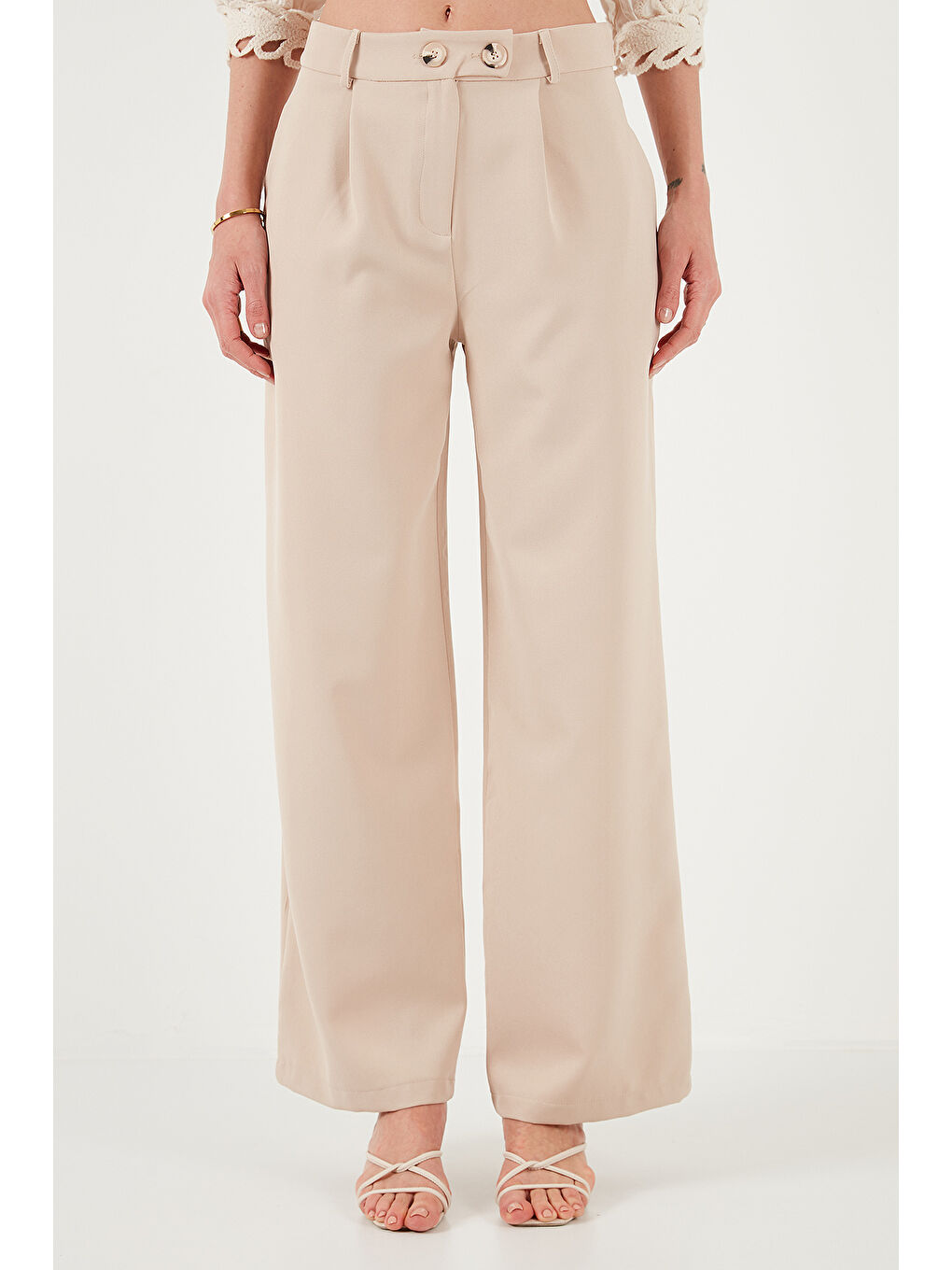 Bej Standart Fit Yüksek Bel Bol Paça Pantolon 6522280-2