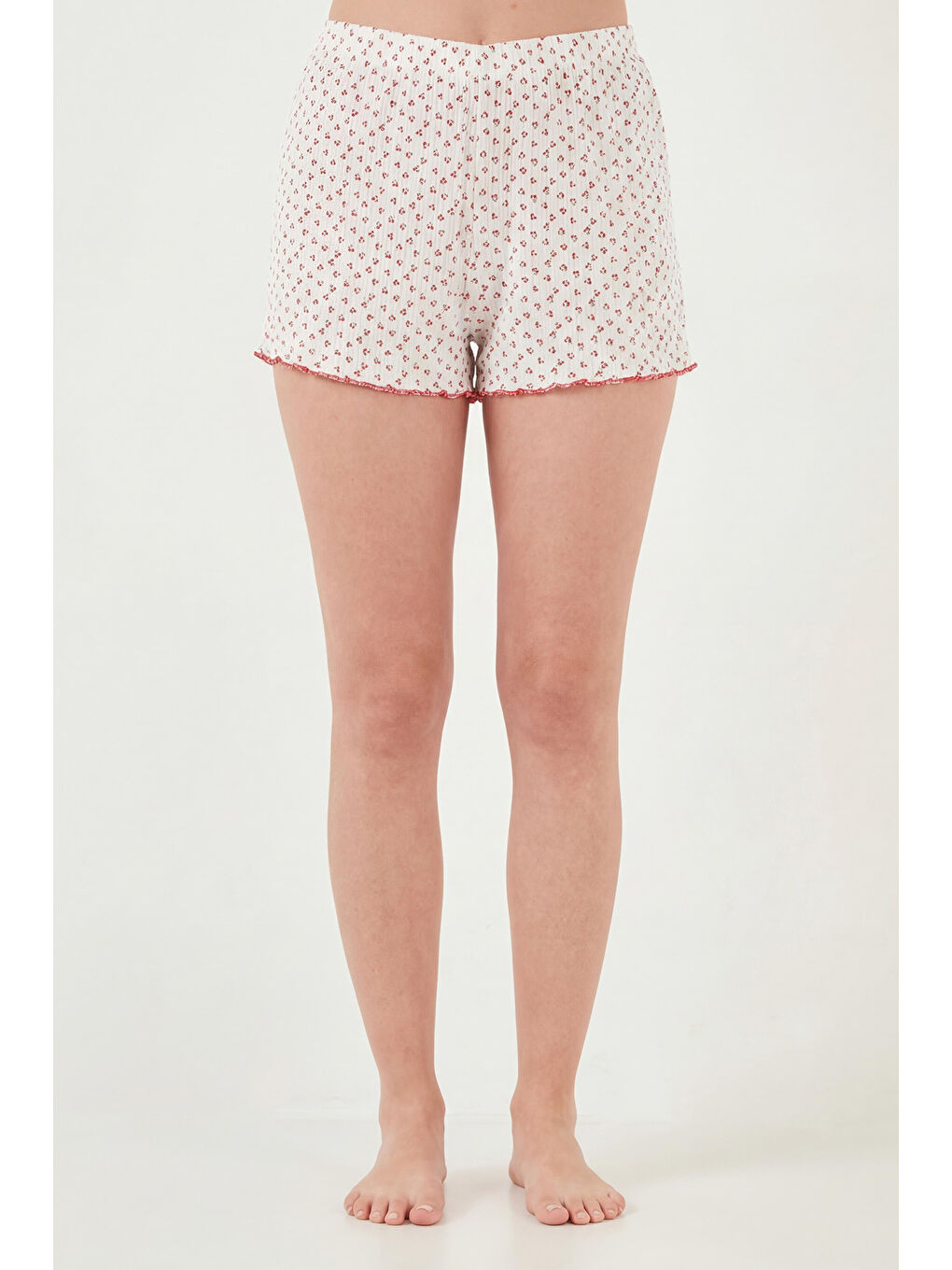 Ekru Pamuklu Yumuşak Dokulu Desenli Şortlu Pijama Takımı 65770754-2