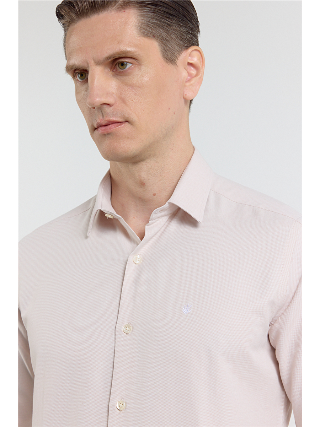 Koyu Bej Sert Yaka Uzun Kol Cepsiz Slim Fit Pamuklu Gömlek 1004255284-3