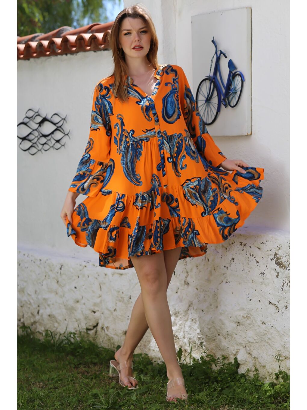 Turuncu V Yaka Fırfırlı Kol Şal Desenli Düğmeli Eteği Fırfırlı Casual Viskon Dokuma Elbise 95 60-5