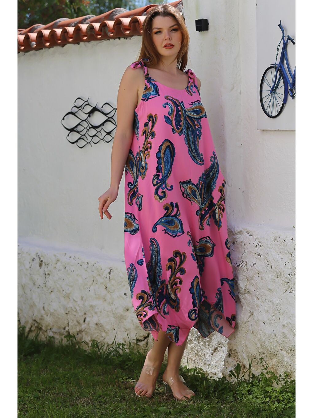 Pembe Yakasız Askılı Şal Desenli Gizli Cepli Casual Viskon Dokuma Elbise 125 58