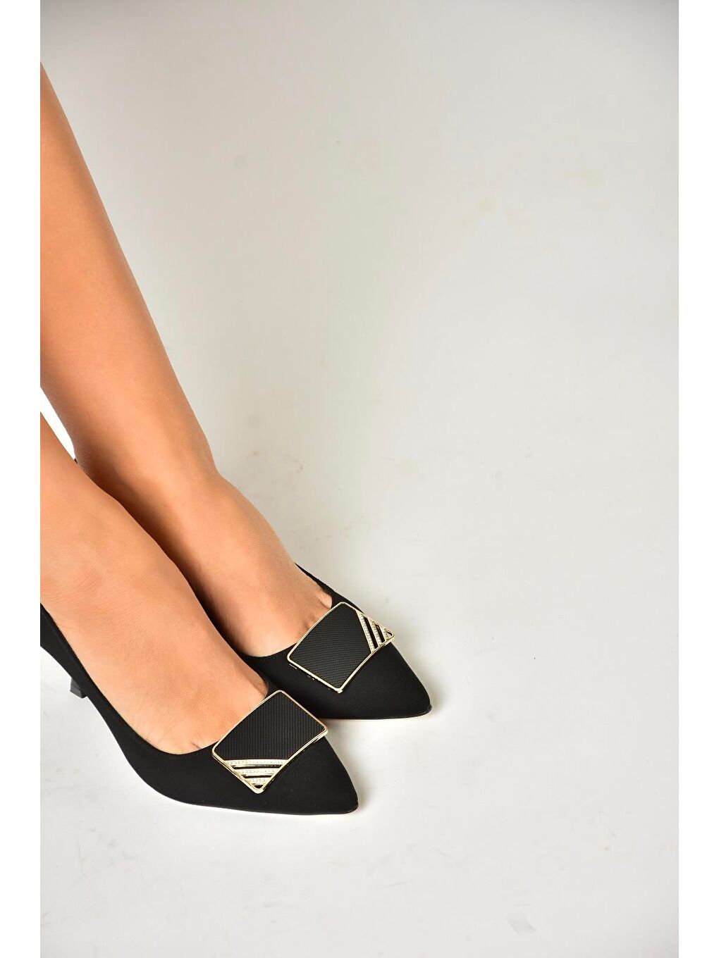 U8209711 Siyah Kadın Topuklu Ayakkabı-3