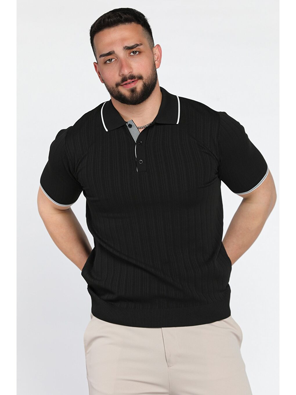 Siyah Erkek Polo Yaka Yarım Düğmeli Triko Tişört-1