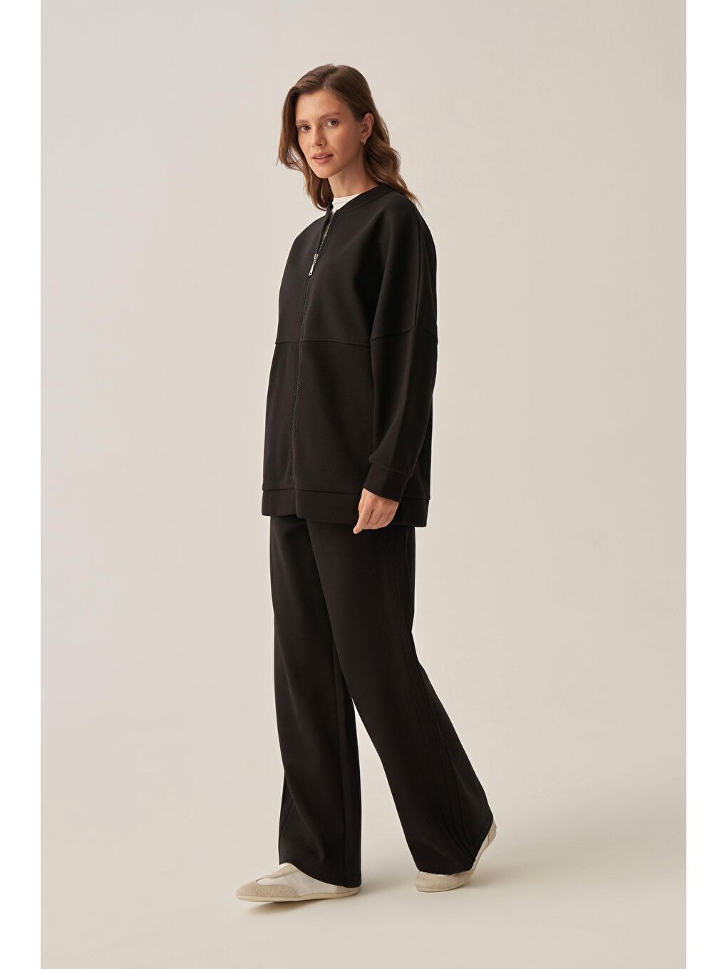 Siyah-Pike Dokulu İnterlok Eşofman Takımı-1